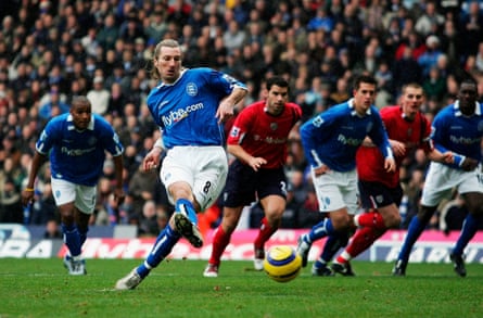 Robbie Savage scores from the penalty spot against West Brom in 2004.
