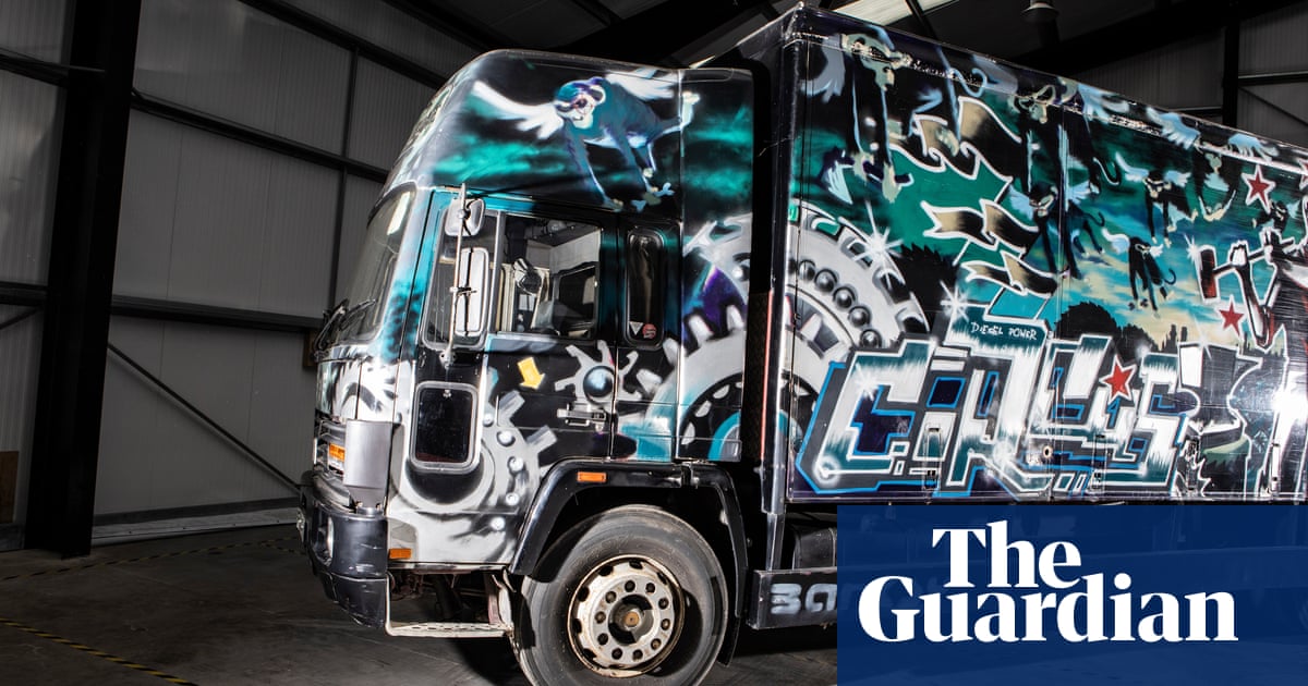 Graffiti Covered Banksy Truck To Be Auctioned Art And Design