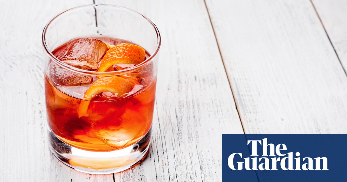 The Unloved Cocktails That Deserve To Be The Toast Of The Bar