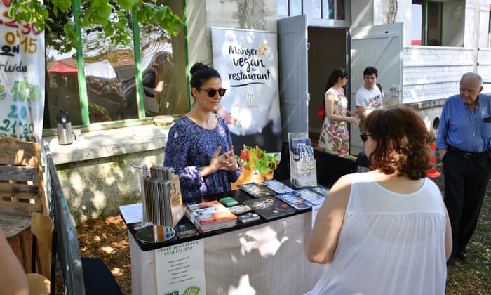 Choose A Side The Battle To Keep French Isle Mcdonald S Free