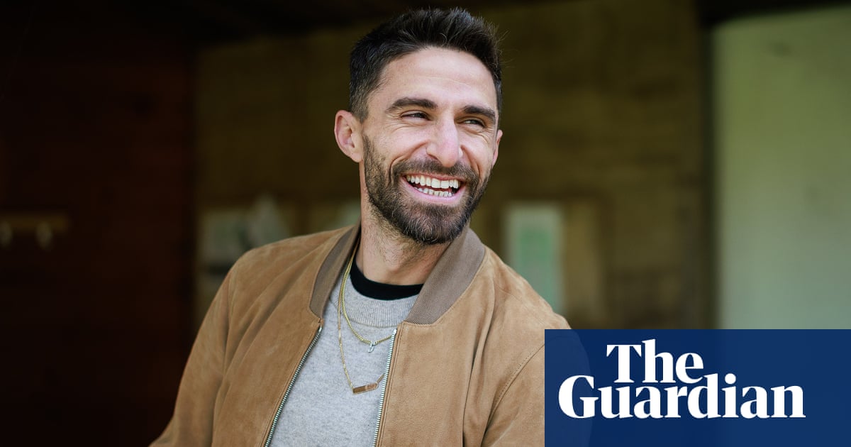 ‘It’s about playing football’: how Fabio Borini landed at League Two Salford