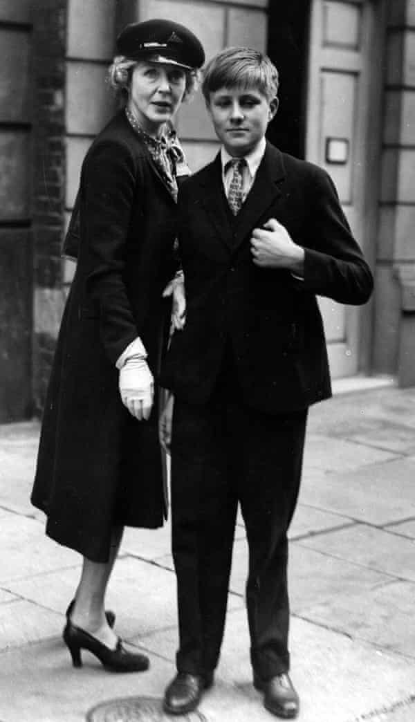 John Julius Norwich in the mid-1940s with his mother, Lady Diana Cooper.