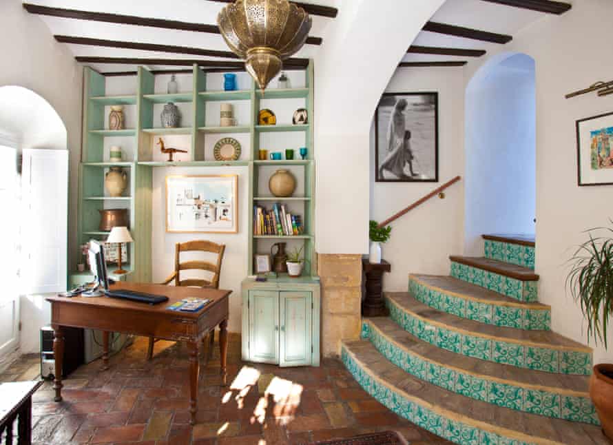 Hotel California Lobby