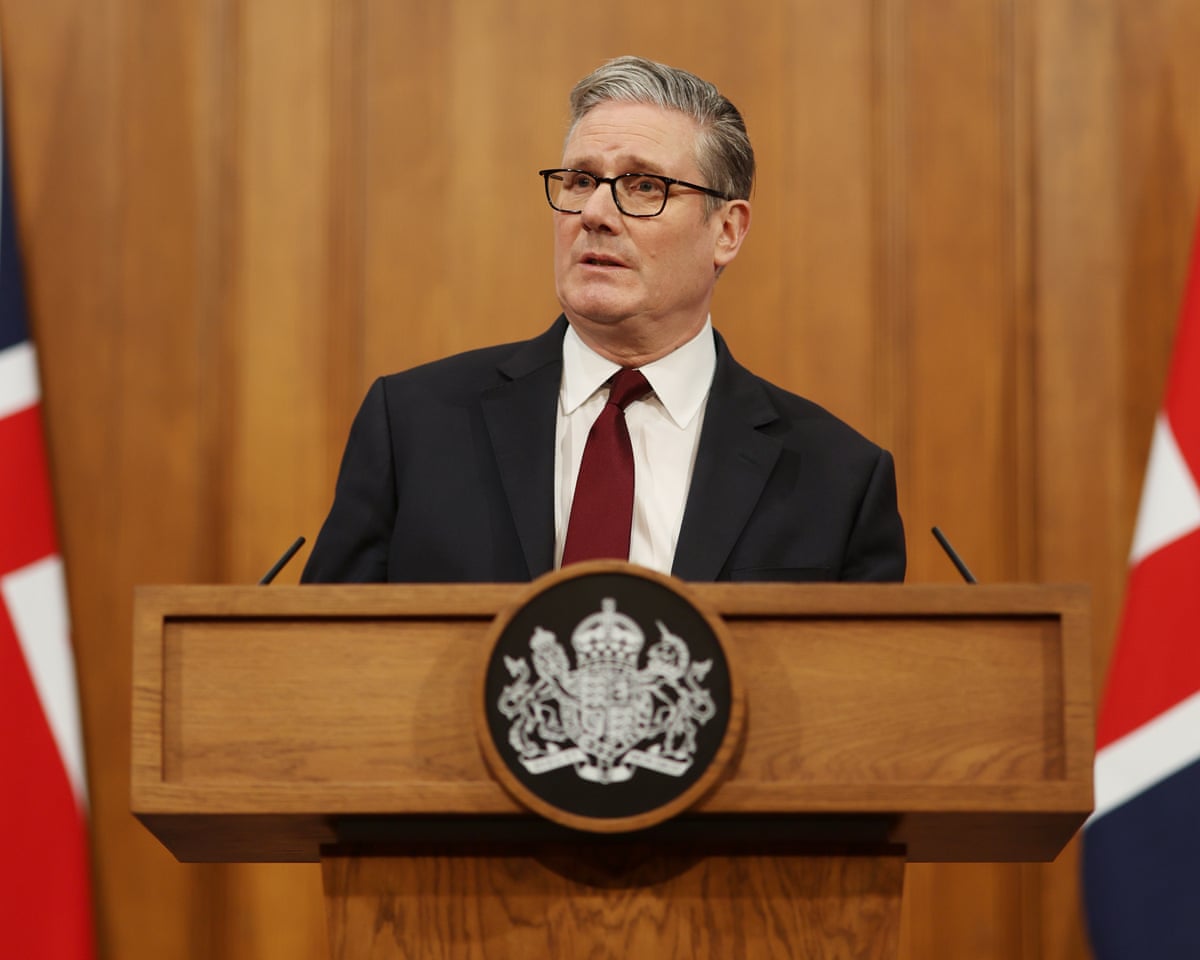 One day Keir Starmer might say what he really thinks of Trump. But not today | John Crace | The Guardian