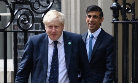 Boris Johnson (left) and Rishi Sunak