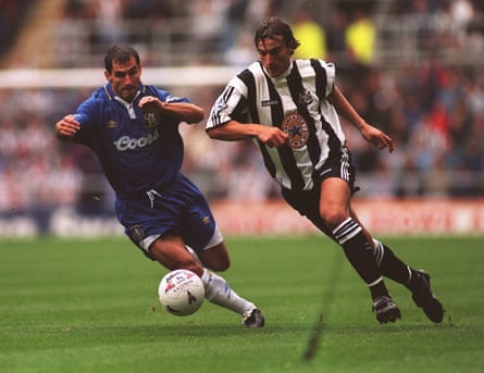 David Ginola skips own the wing for Newcastle United.