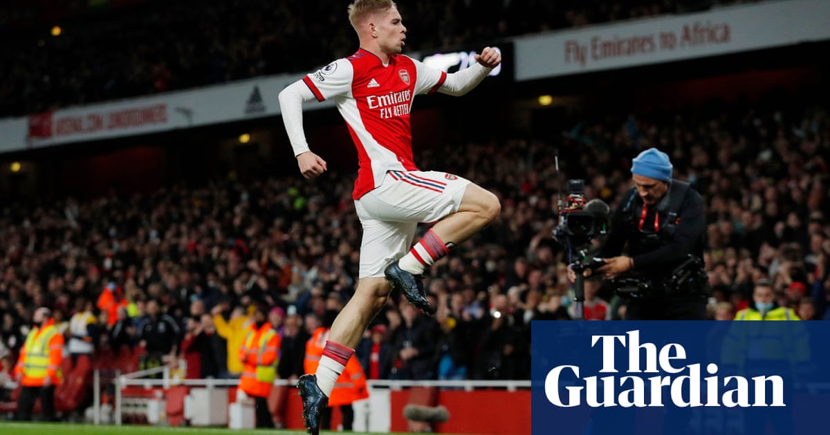 Arsenal go fourth as Martinelli and Smith Rowe sink 10-man West Ham