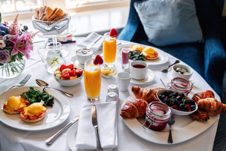Hilton breakfast - eggs Benedict, croissants, juice