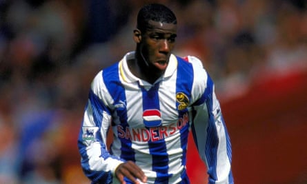 Chris Bart-Williams played for Sheffield Wednesday in the 1993-94 season.