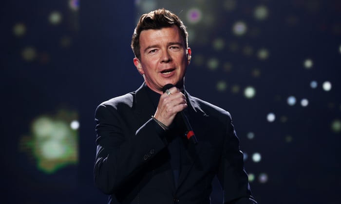 Apple's Siri attempts to 'rickroll' the world with Rick Astley