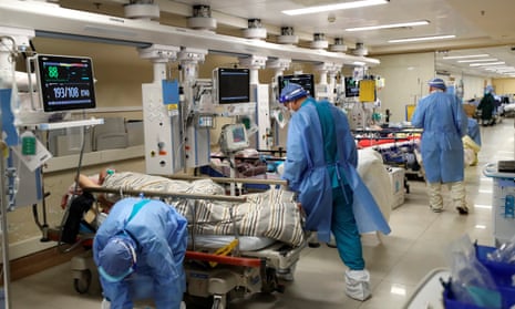 China hospitals 'extremely busy' amid surging wave of Covid infections | China | The Guardian