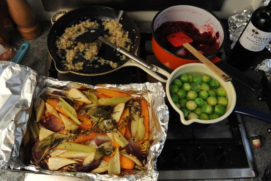 Peppermint addapinch dinner cupcakes funfetti kitties I’m making my first ever Christmas dinner – help! | Christmas food and