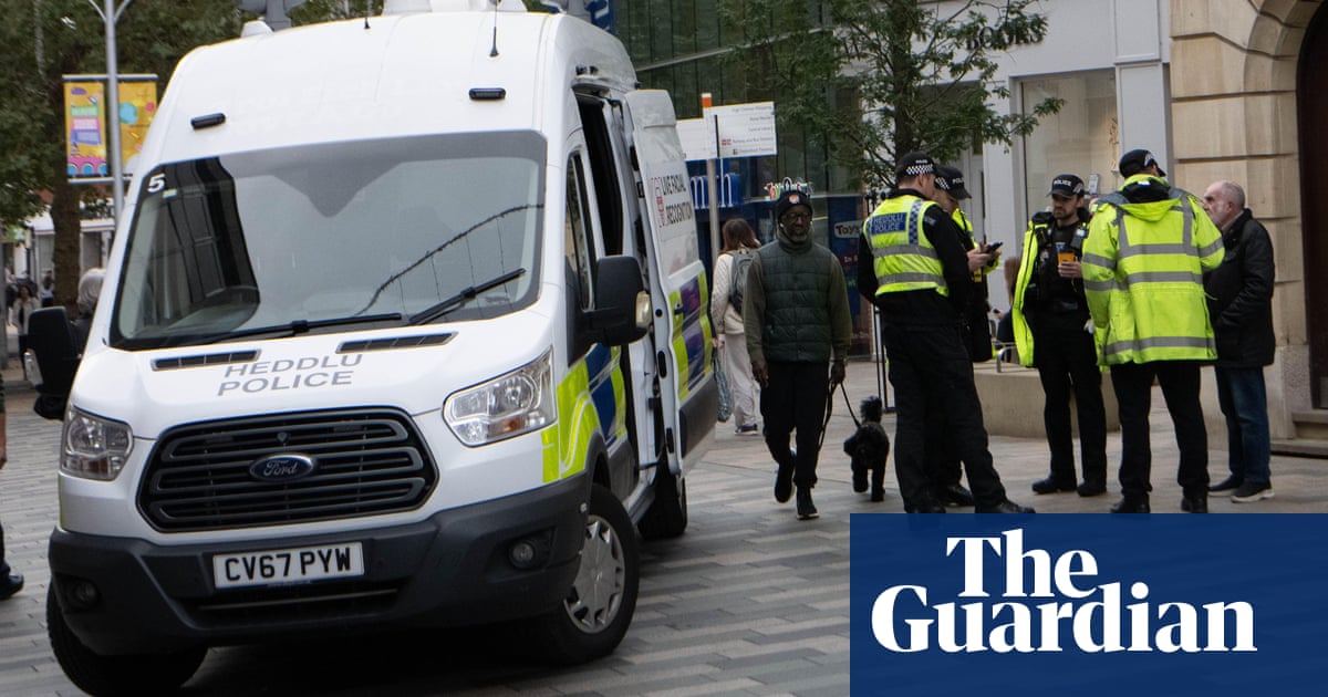 UK police urged to double use of facial recognition software