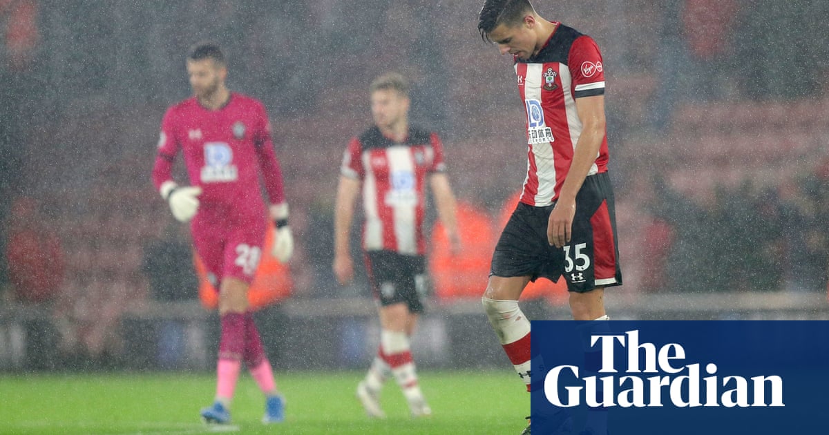 Southampton players donate wages to charity after 9-0 mauling by Leicester
