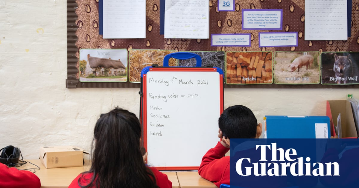Ministers could give mayors control of schools and hospitals in devolution shake-up