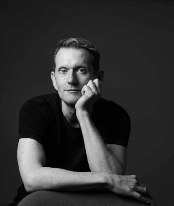 Author Robert Douglas-Fairhurst: