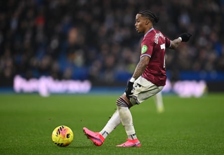 Crysencio Summerville on the ball