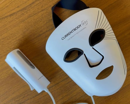The Currentbody Series 2 mask on a wooden table.