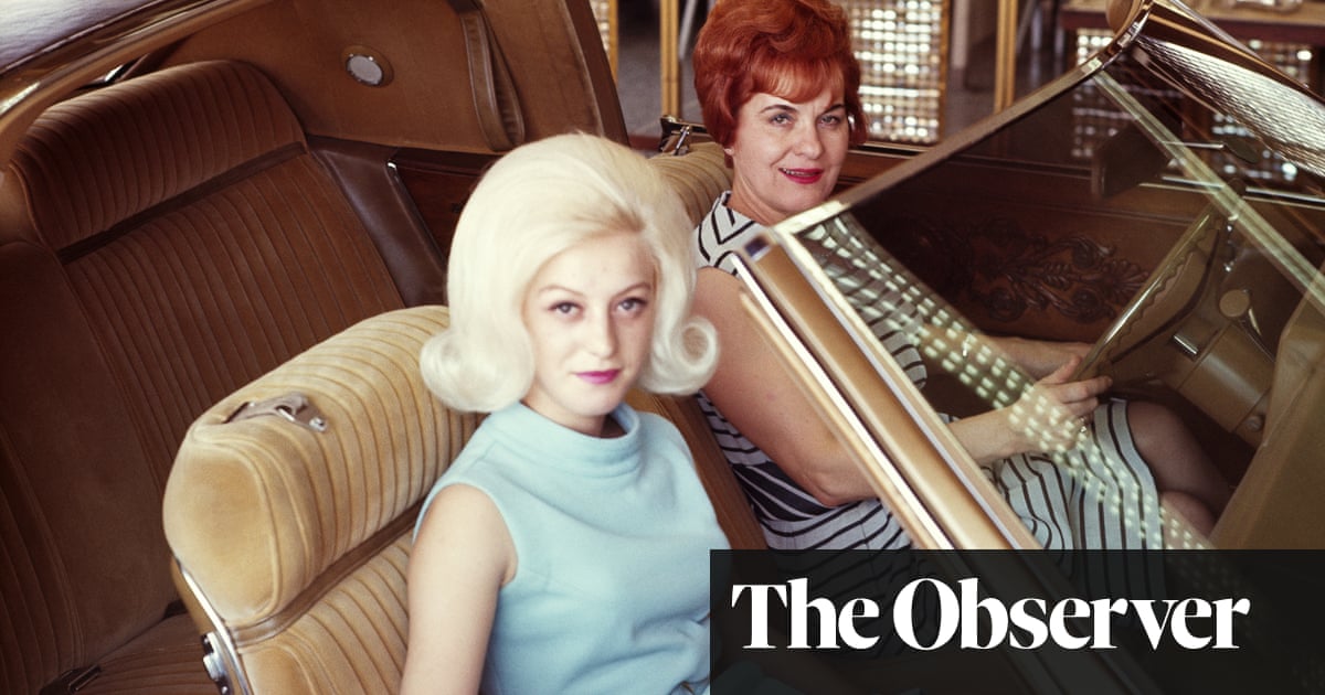 Forgotten fashions: rediscovered slides show off everyday flair from the Fifties and beyond | Photography Forgotten fashions: rediscovered slides show off everyday flair from the Fifties and beyond | Photography