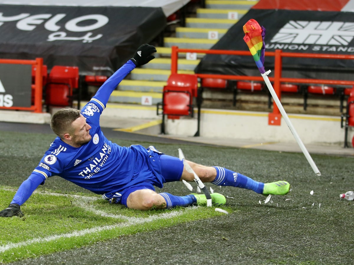 Leicester's Jamie Vardy scores late winner to sting Sheffield United |  Premier League | The Guardian
