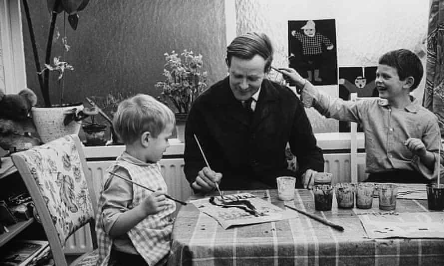 David Cornwell, aka John le Carré, at home with his sons Stephen, left, and Simon, 1964.
