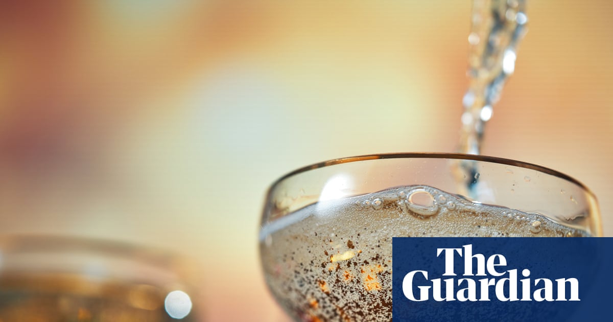 Τι συνδέει τη σαμπάνια, τον Μότσαρτ και τη μοσχαρόπιτα; Το κουίζ του Σαββάτου