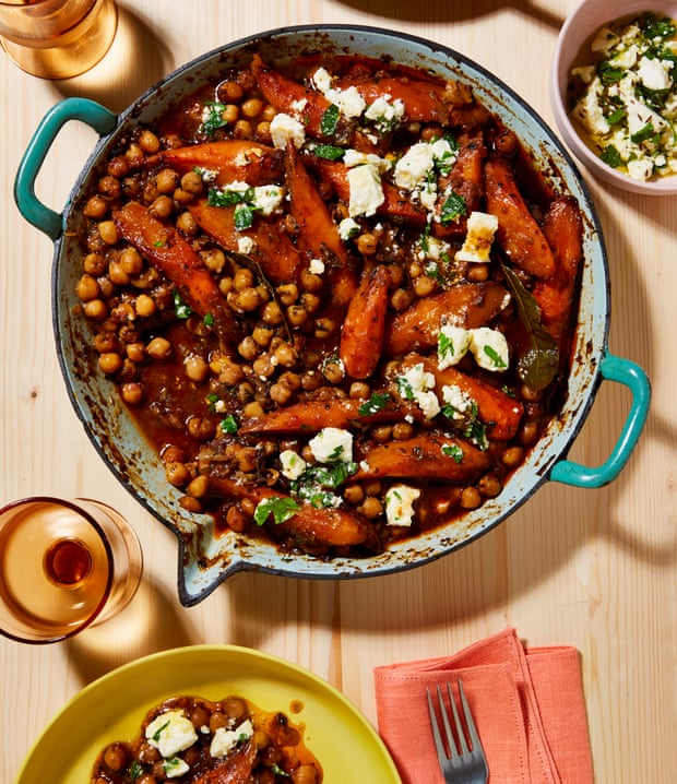 One-pot chickpeas with carrots, dates and marinated feta