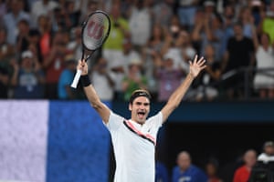 Federer celebrates victory.