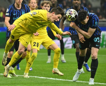 Sondre Brunstad Fet attacks a ball that it appears Inter’s Alessandro Bastoni does not fancy