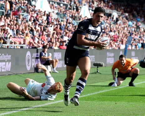 Louis Rees-Zammit of Bristol leaves George Hendy behind to score the Bearsâ second try against Northampton on Saturday.