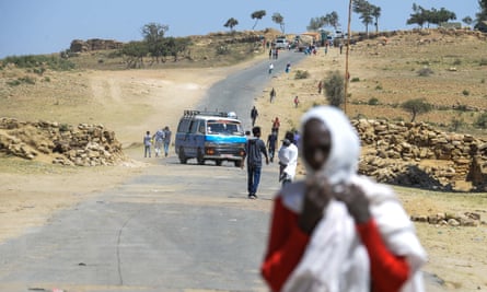 Eritreans along the Ethiopian border