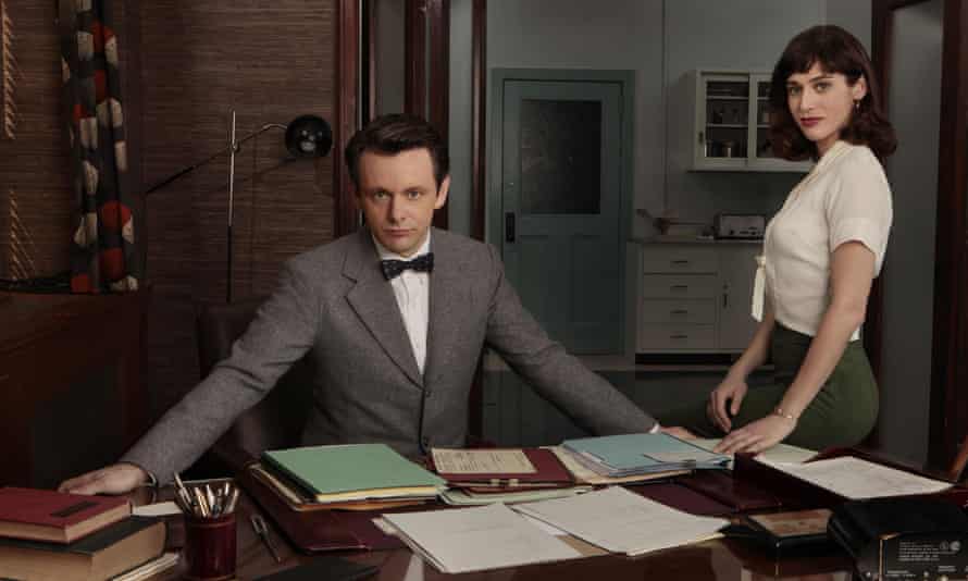 Michael Sheen as Dr William Masters and Lizzy Caplan as Virginia Johnson in Channel 4's Masters of Sex.