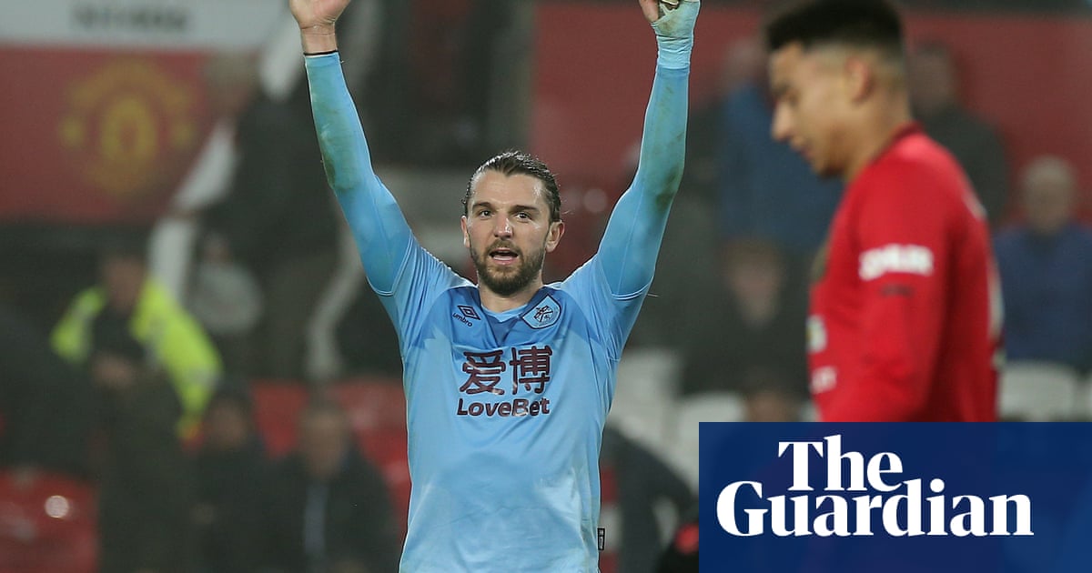 Manchester Uniteds wheel and it all goes Pete Tong for Ibiza – Football Weekly Extra