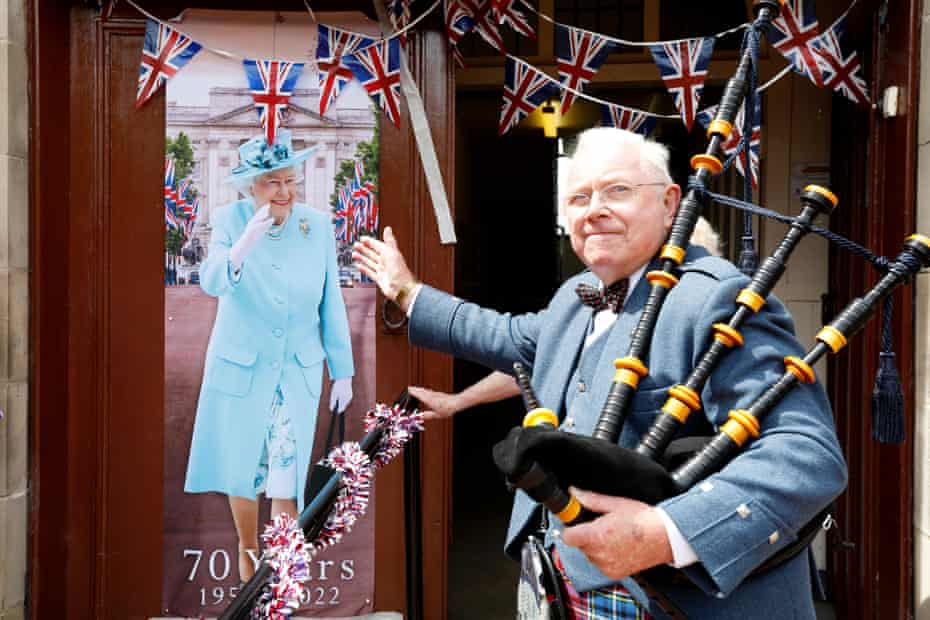 Queen Elizabeth's Platinum Jubilee celebrations in Glasgow on Sunday. John Paton has been playing the bagpipes for 70 years, he started at the age of 10.