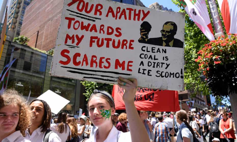 Students in Sydney demand action on climate change