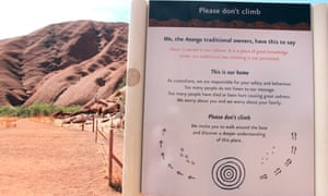 Uluru sign