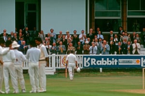 Applause rings out around Lord’s at Gooch heads back to the pavilion.