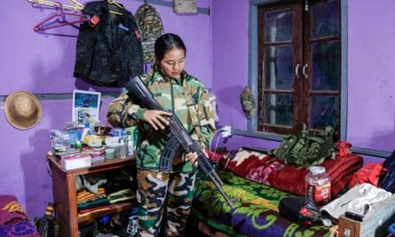 Beauty Zailenpar (21), a rebel fighter with Chin National Army
