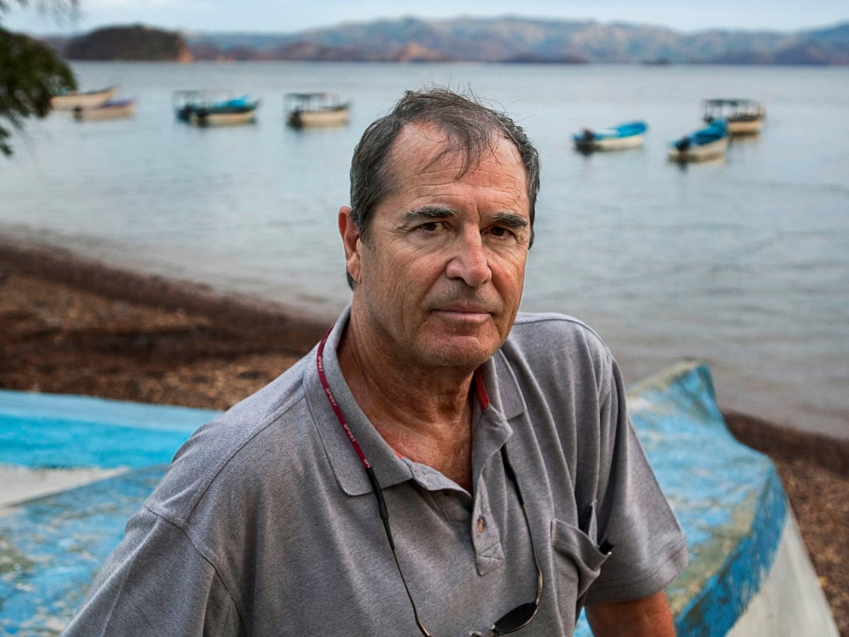 Mother Land By Paul Theroux Review Vivid And Vicious Family Vignettes Fiction The Guardian Mother Land London Review Of Books Theroux 2022 Mars-Jones