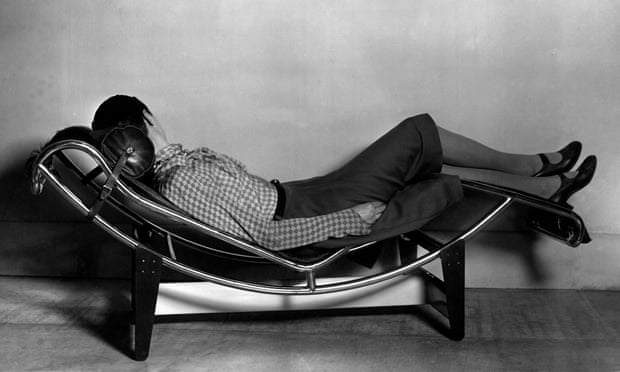 Take it easy … Perriand on her chaise longue basculante, in 1928.