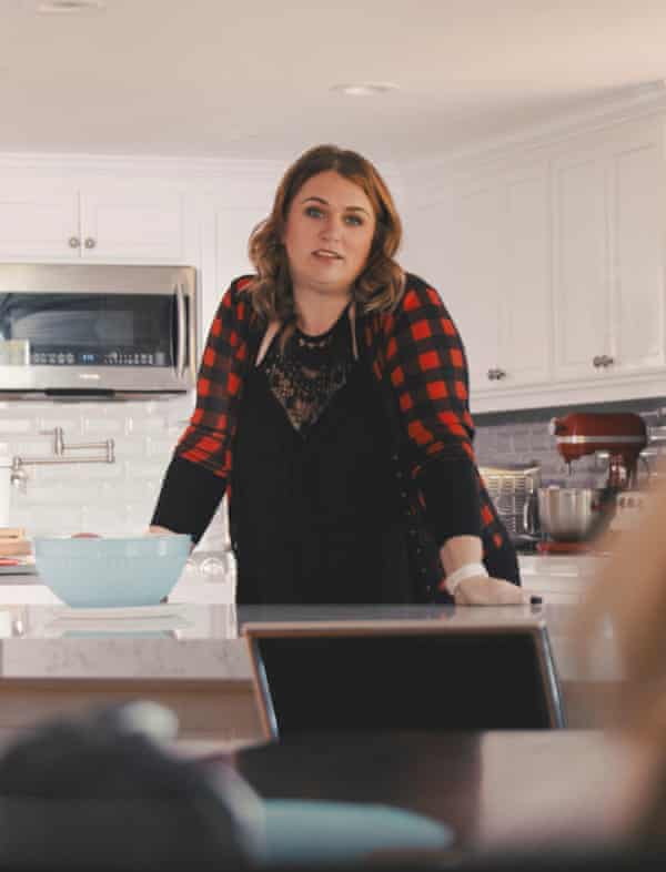 Roberta Blevins in LuLaRich.