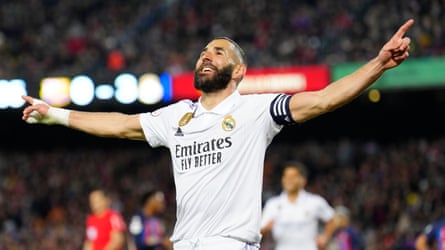 Karim Benzema scores for Real Madrid against Barcelona, 5 April 2023.