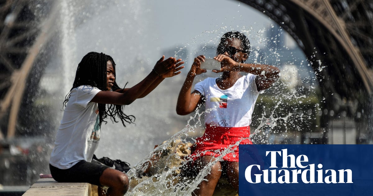 'We have different ways of coping': the global heatwave from Beijing to Bukhara 10