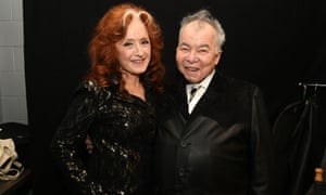 John Prine at the Grammy awards in January, with Bonnie Raitt, who performed his song Angel from Montgomery at the ceremony.