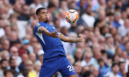 Levi Colwill playing for Chelsea