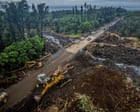 Les équipages d'Hawaii s'efforcent de rétablir le pouvoir à des milliers après les pannes de Lala