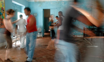 Salsa lessons in Havana