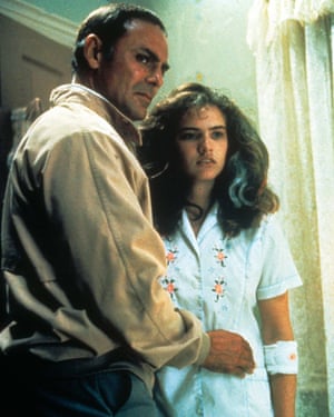John Saxon as Lt. Thompson with Heather Langenkamp as Nancy in A Nightmare on Elm Street, 1984