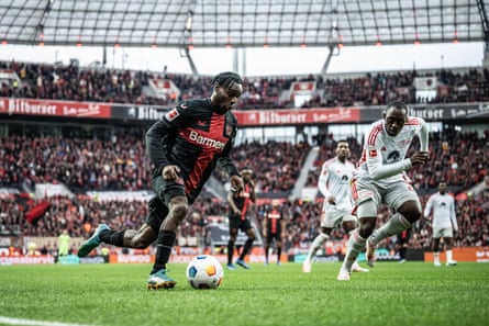 Leverkusen’s Jeremie Frimpong races down the wing