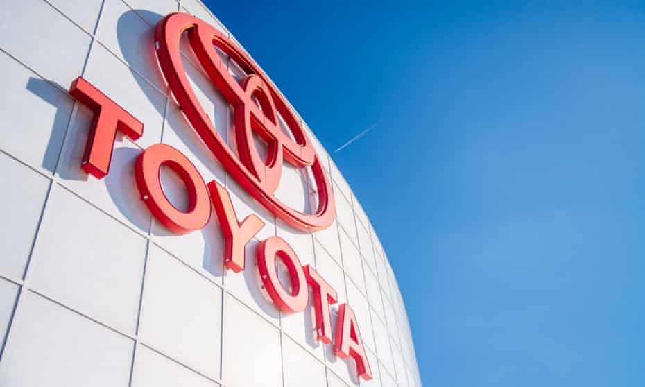 Toyota sign at a dealership